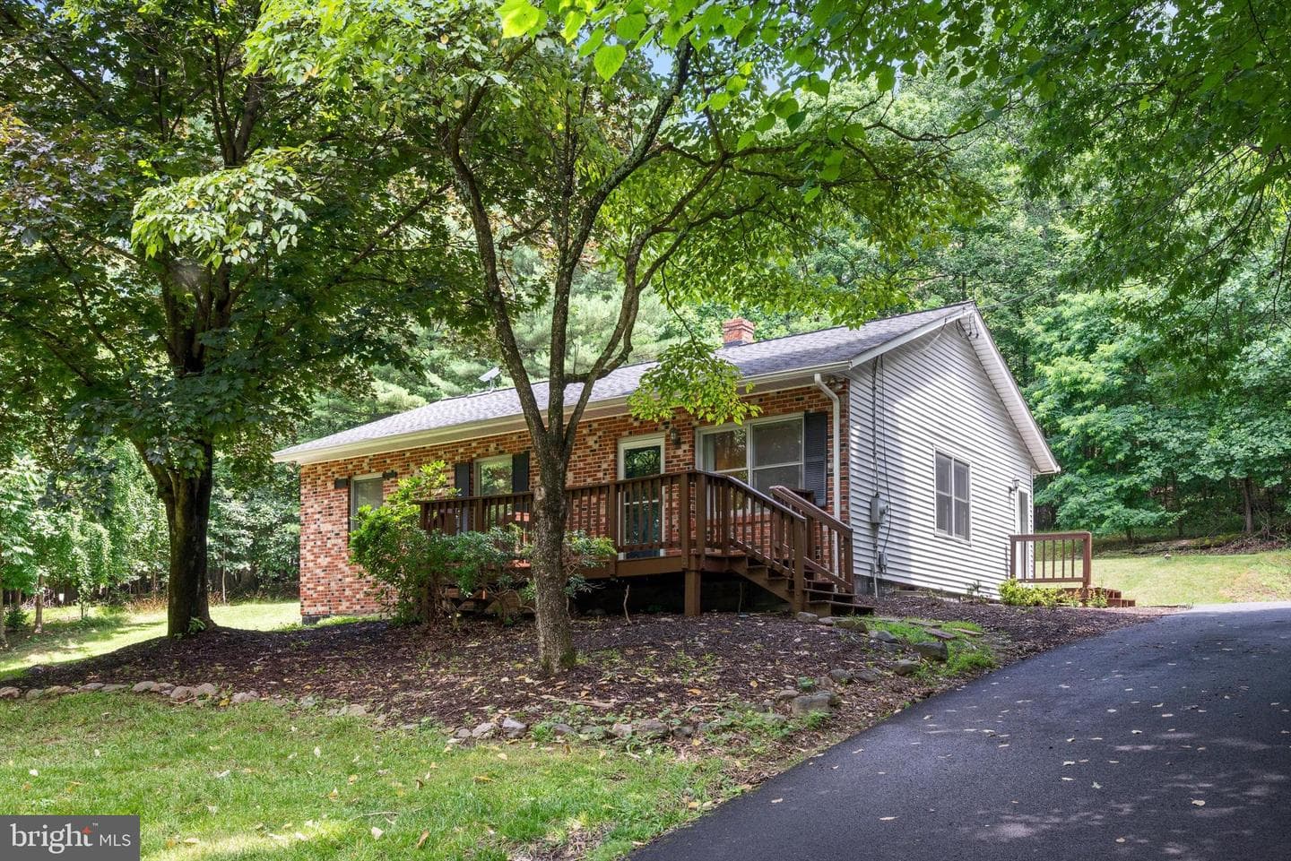 119 Lakeview Lane photo 3
