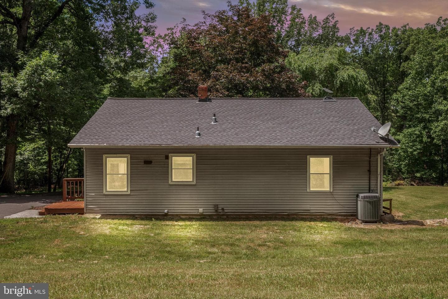 119 Lakeview Lane photo 9