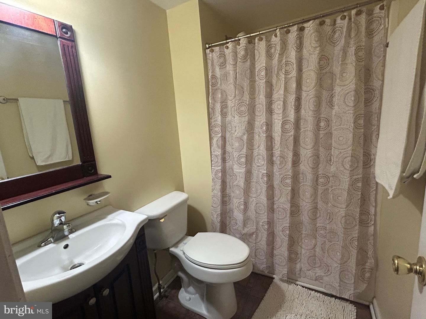 513 Russell Road photo 22
