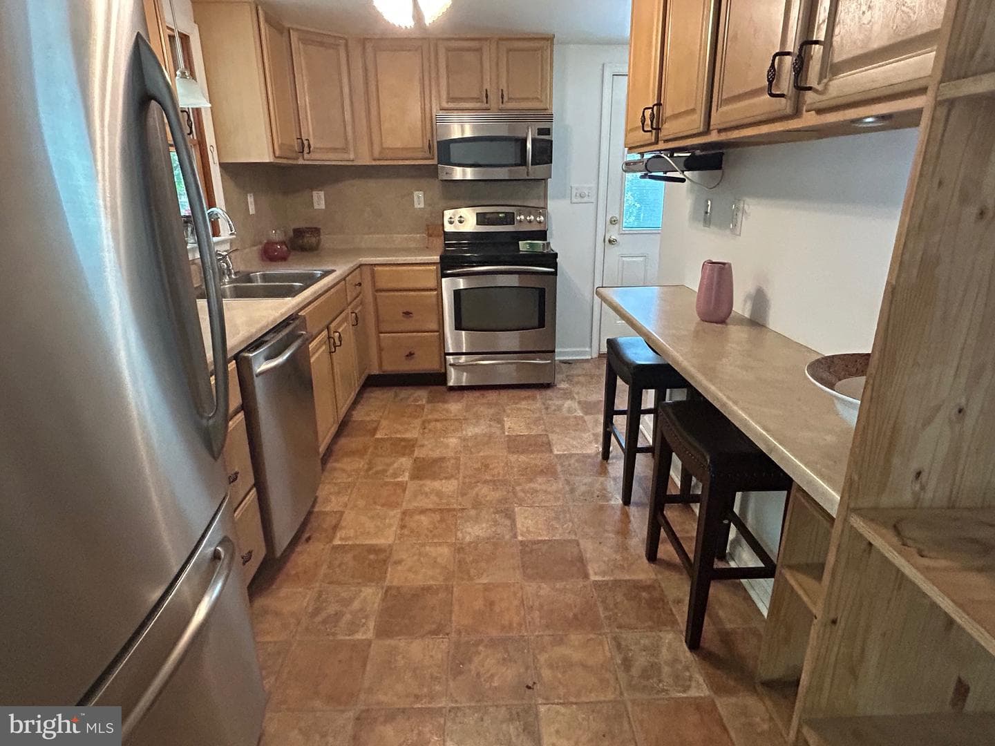 513 Russell Road photo 23