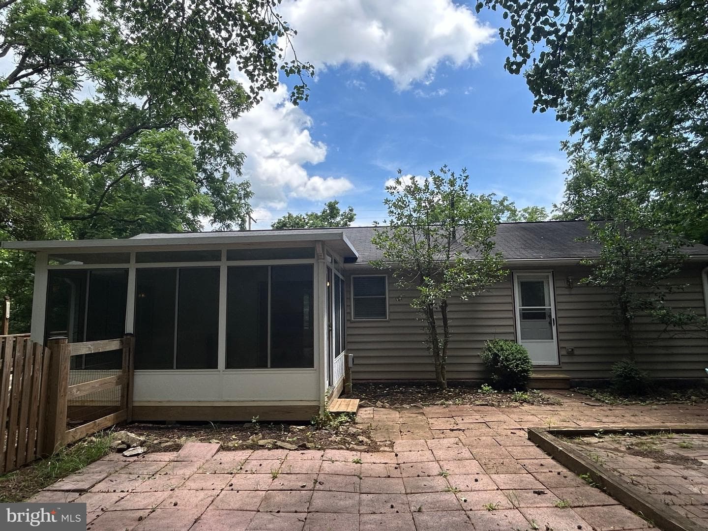 513 Russell Road photo 24