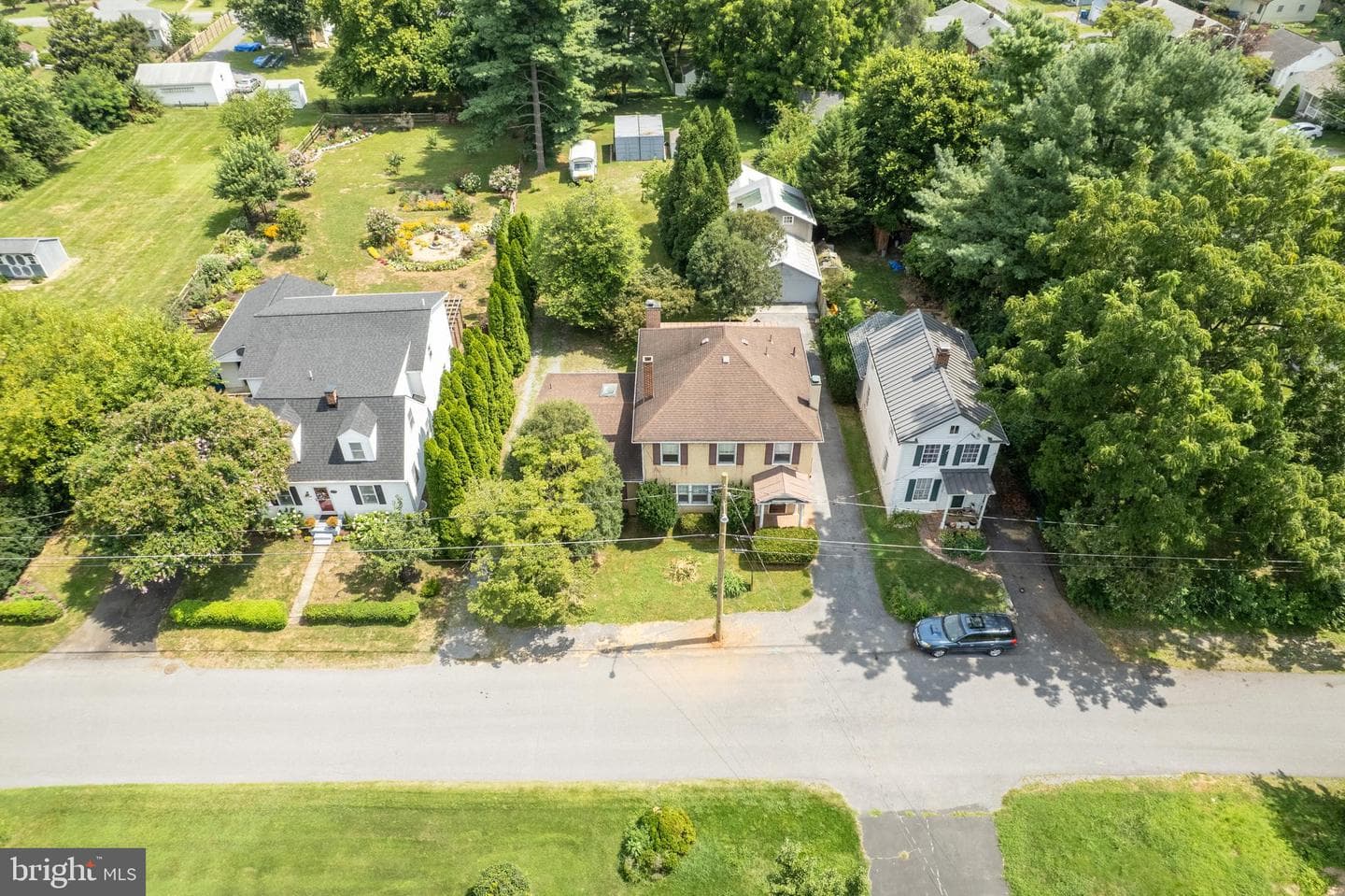 218 Treadwell Street photo 2