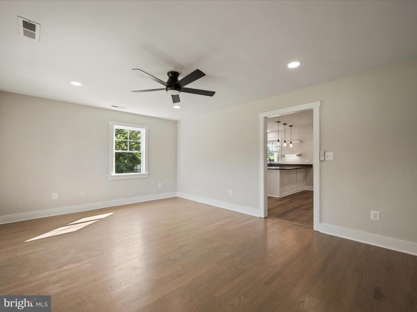 6866 Lord Fairfax Highway photo 17