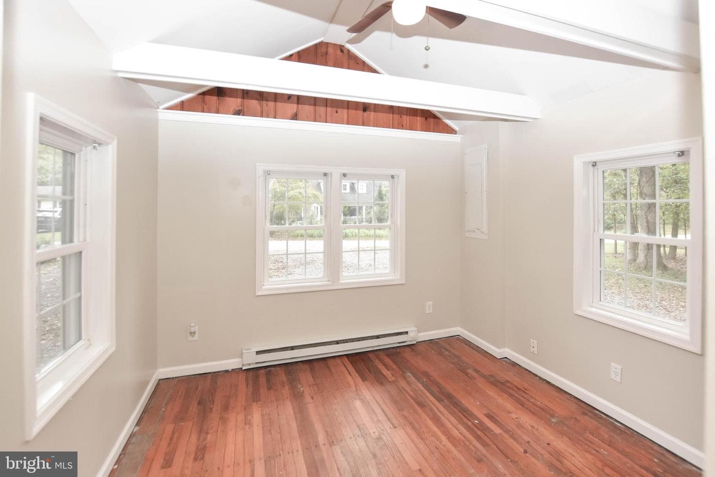 420 White Oak Lane photo 18
