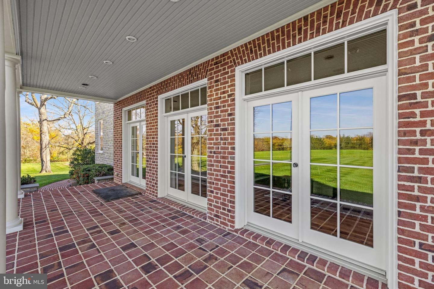 1077 Ginns Road photo 110