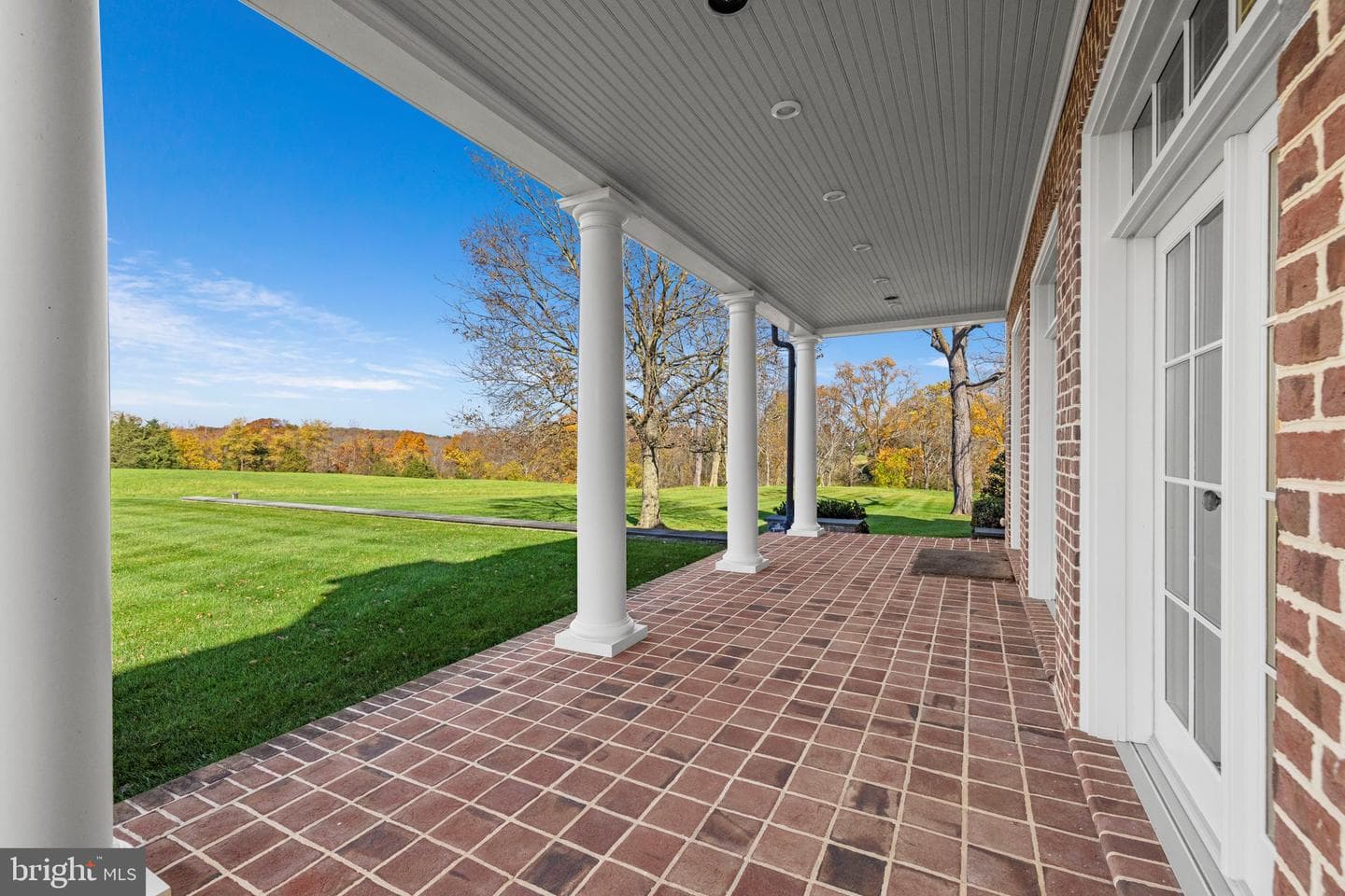 1077 Ginns Road photo 111