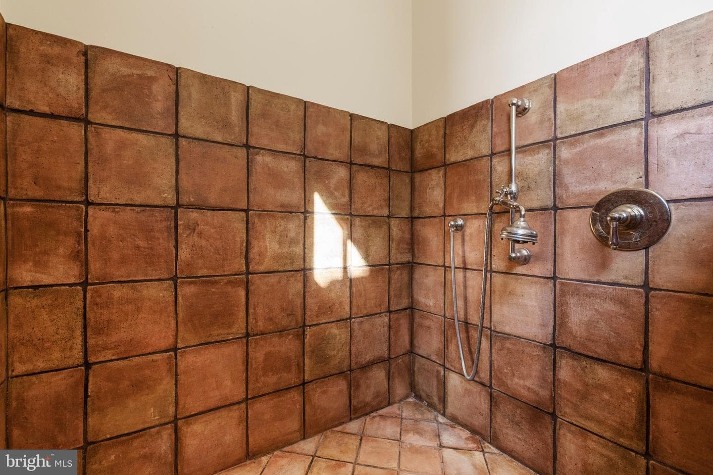 1077 Ginns Road photo 50