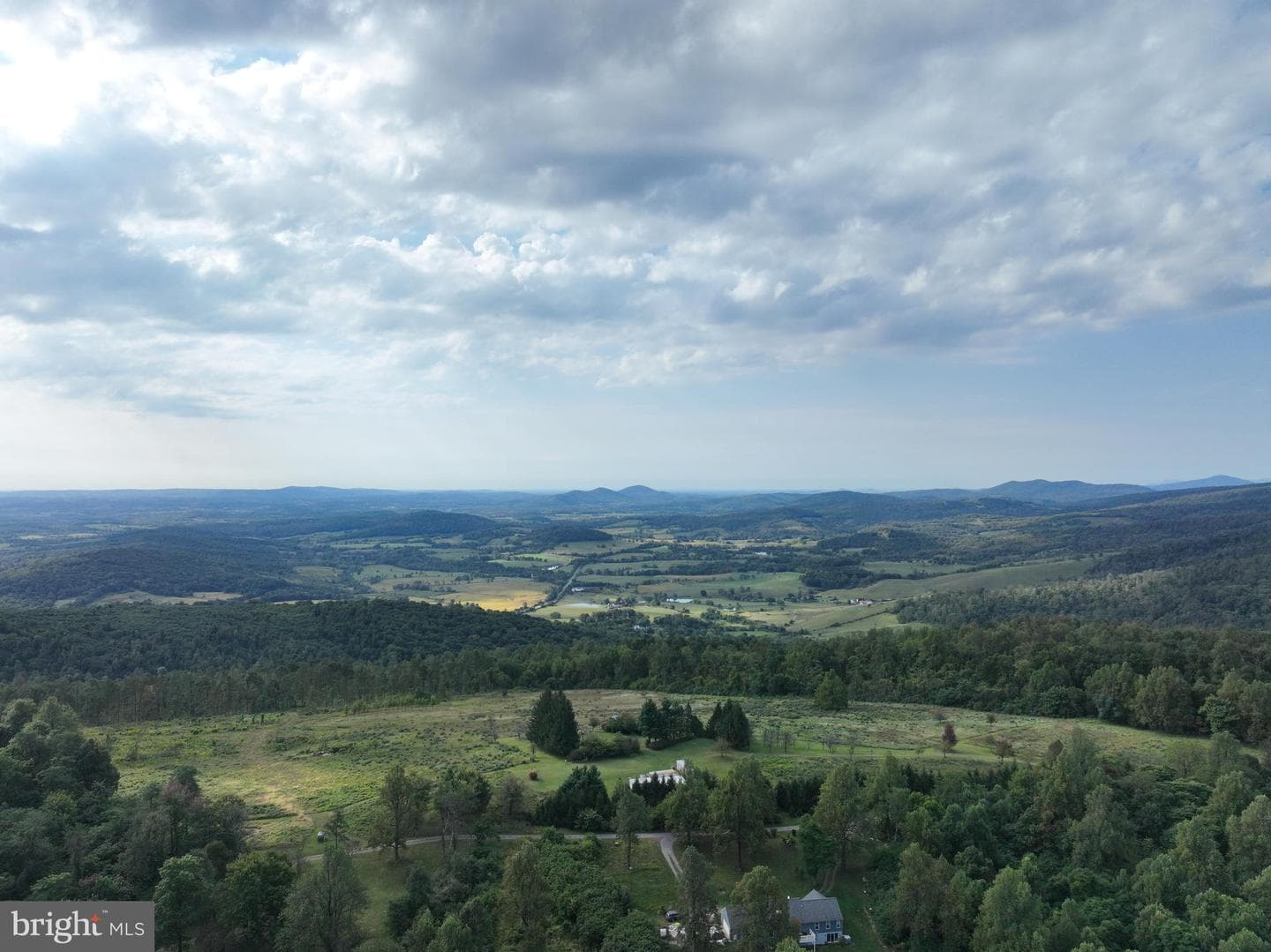 21826 Blue Ridge Mtn Road photo 8