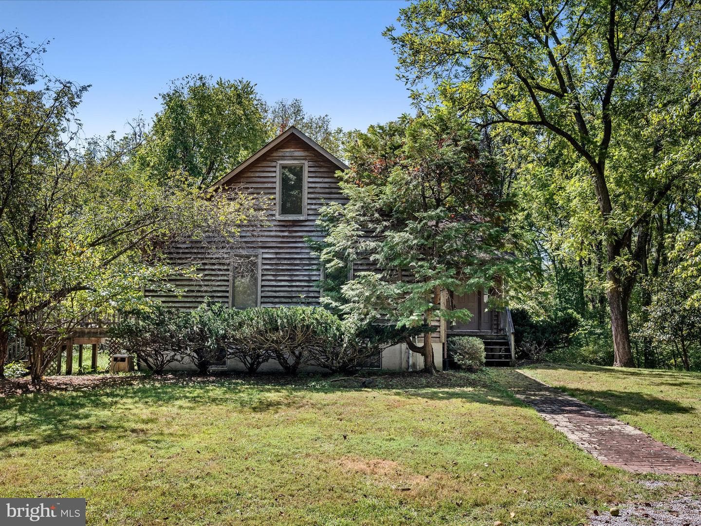 616 Chestnut Lane photo 44