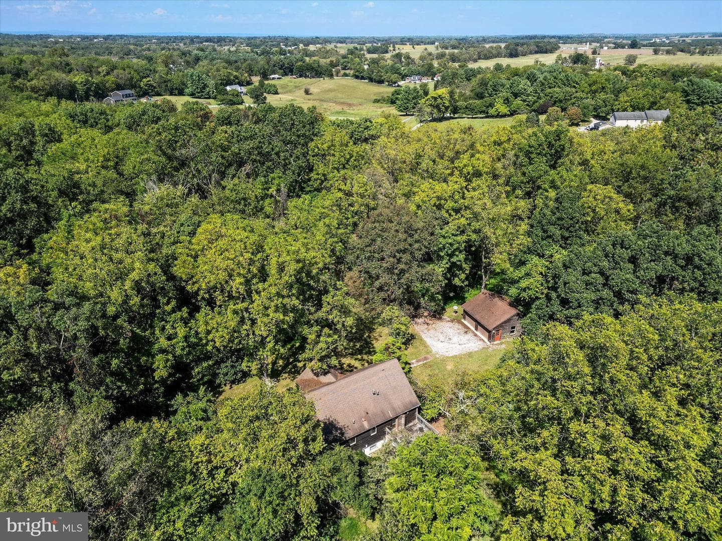 616 Chestnut Lane photo 48