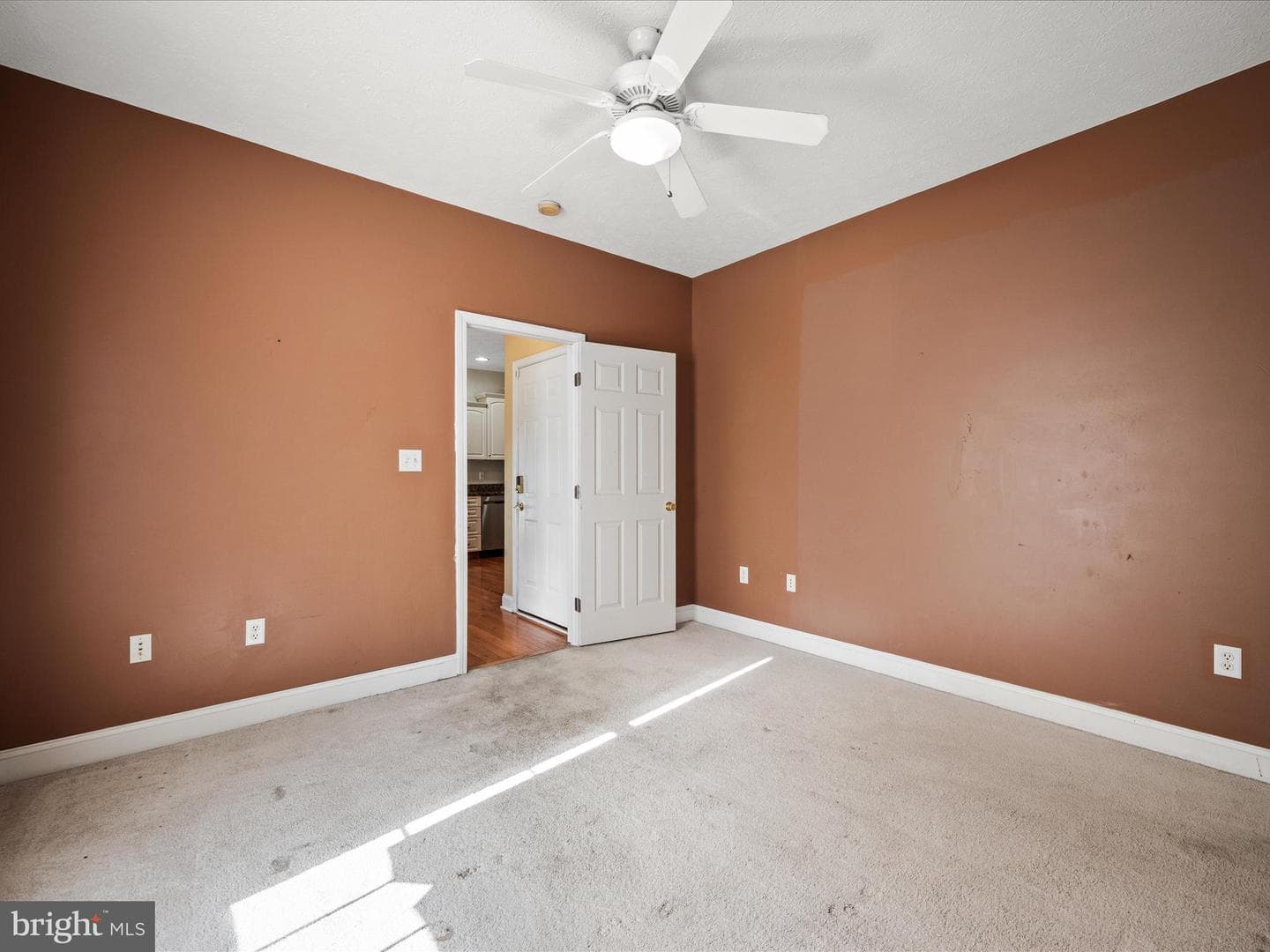 317 Henderson Court photo 29