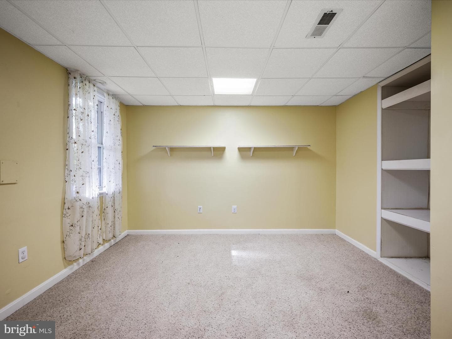 317 Henderson Court photo 48