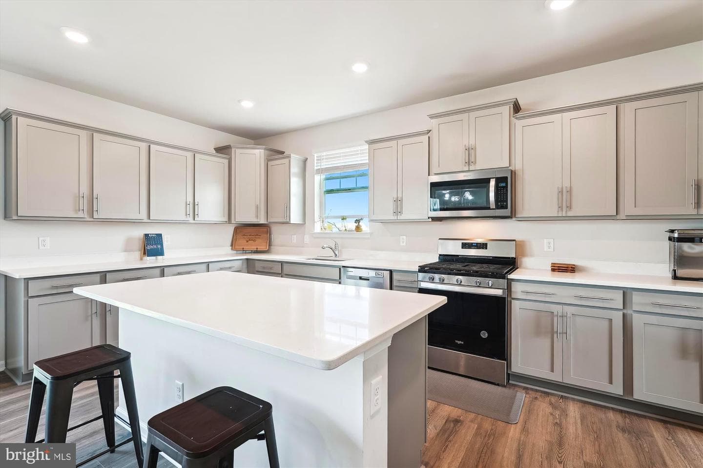 348 Tyson Drive photo 15