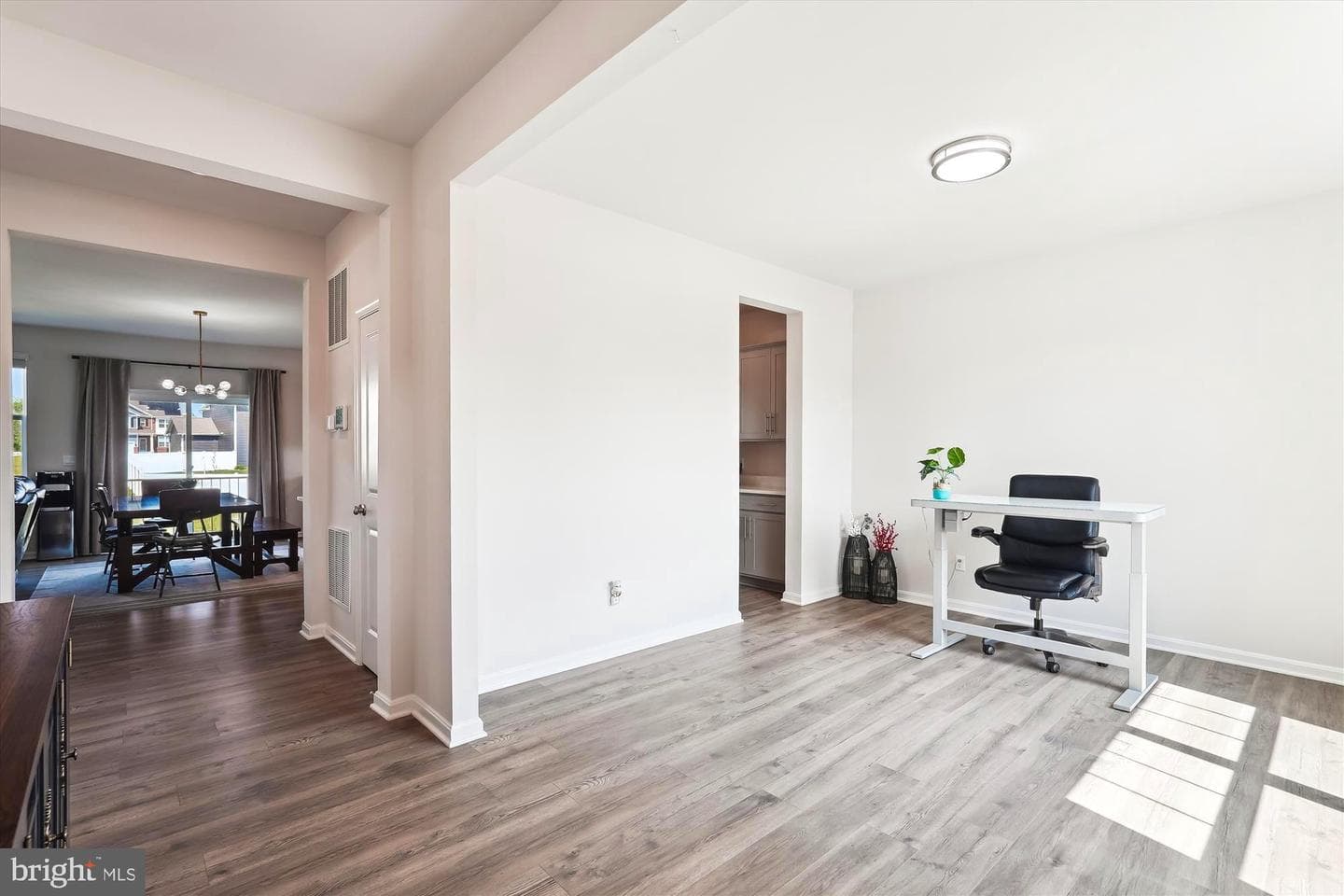 348 Tyson Drive photo 6