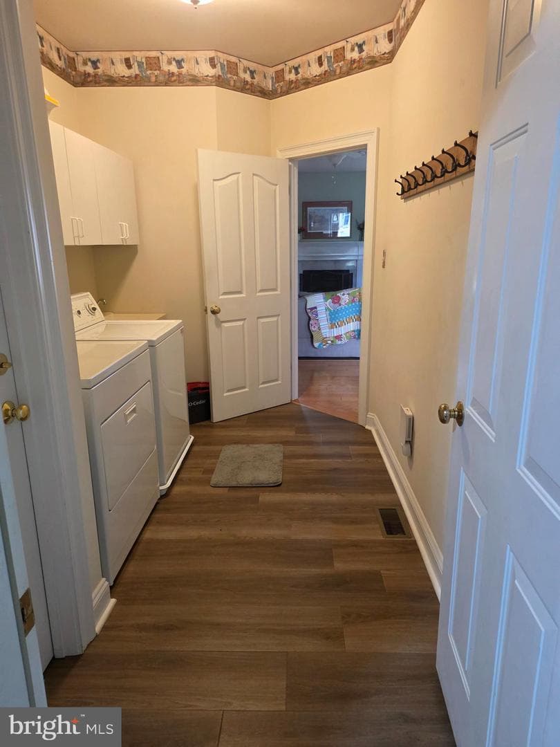 405 Custer Court photo 23