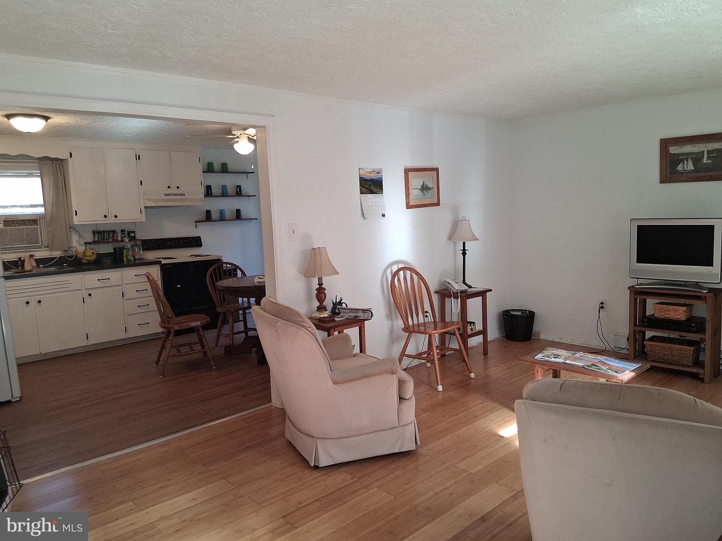 246 Laurel Lane, Bluemont