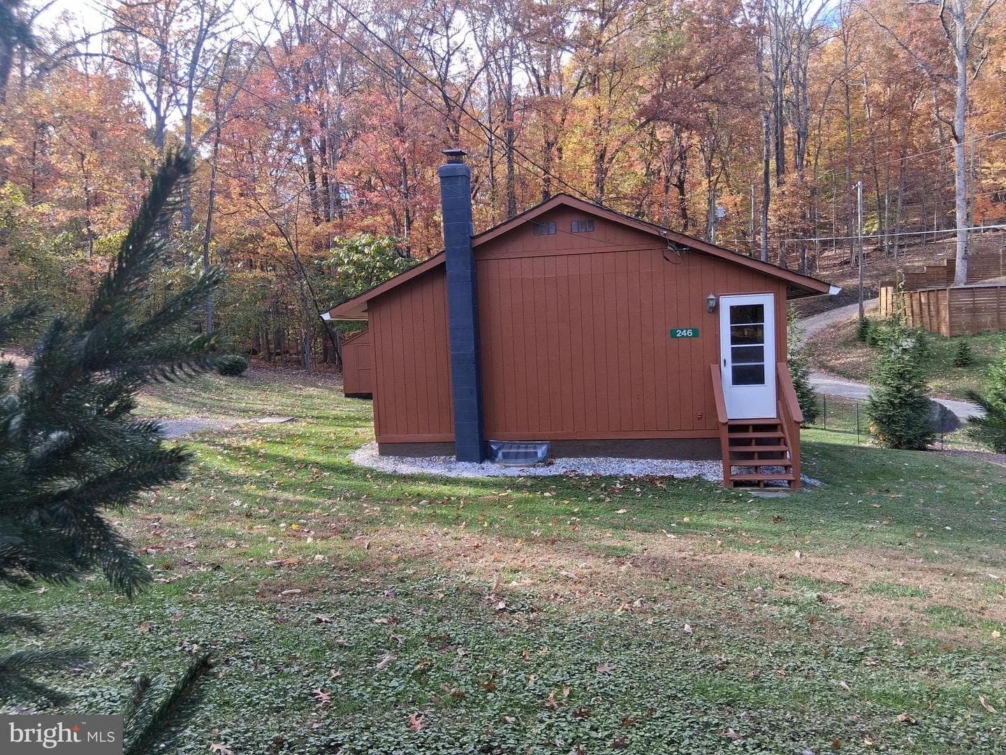 246 Laurel Lane photo 9