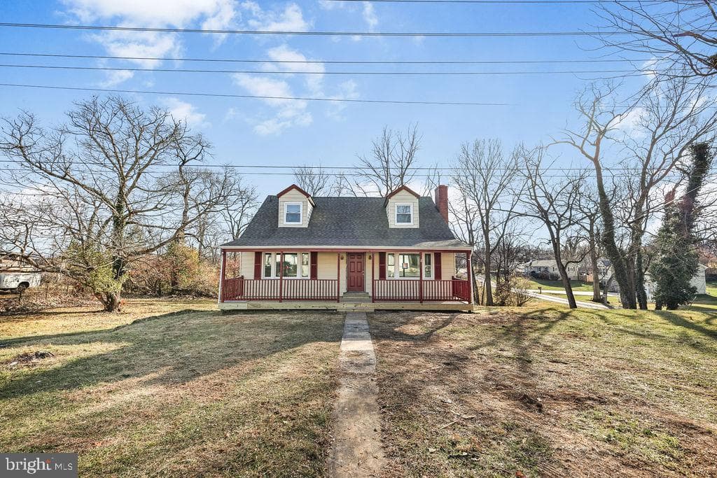 201 N Greenway Avenue photo 4
