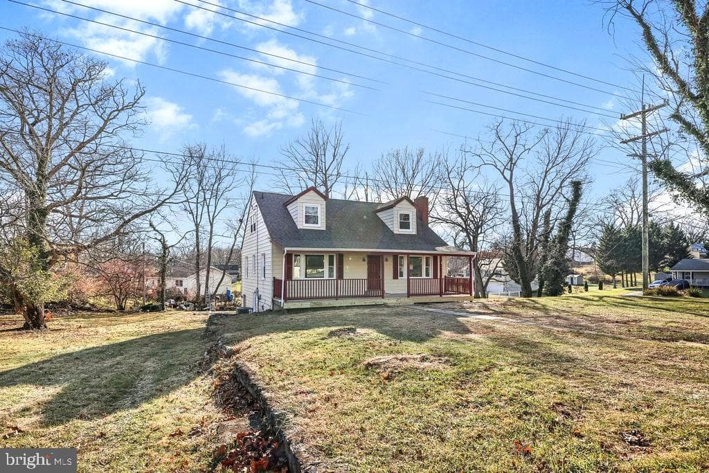 201 N Greenway Avenue photo 5