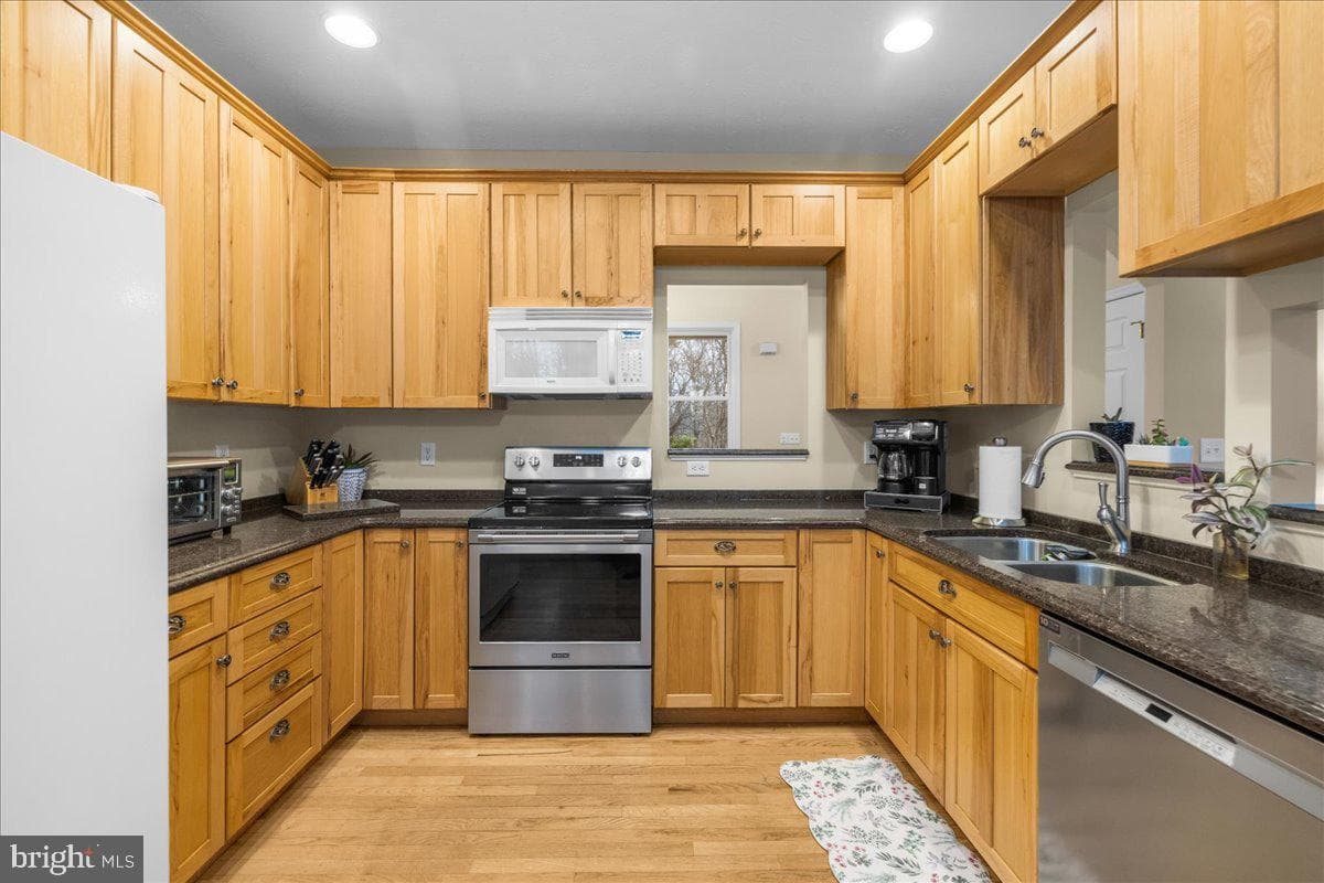 2981 Old Winchester Road photo 8