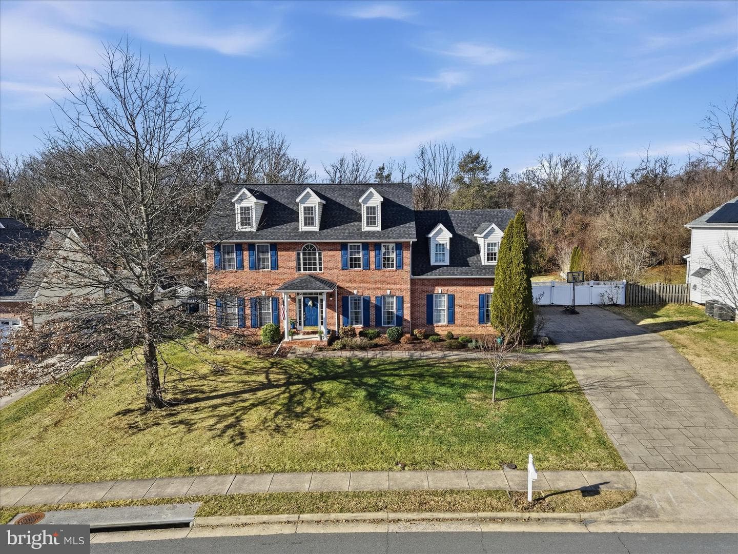 117 Hermitage Boulevard photo 3