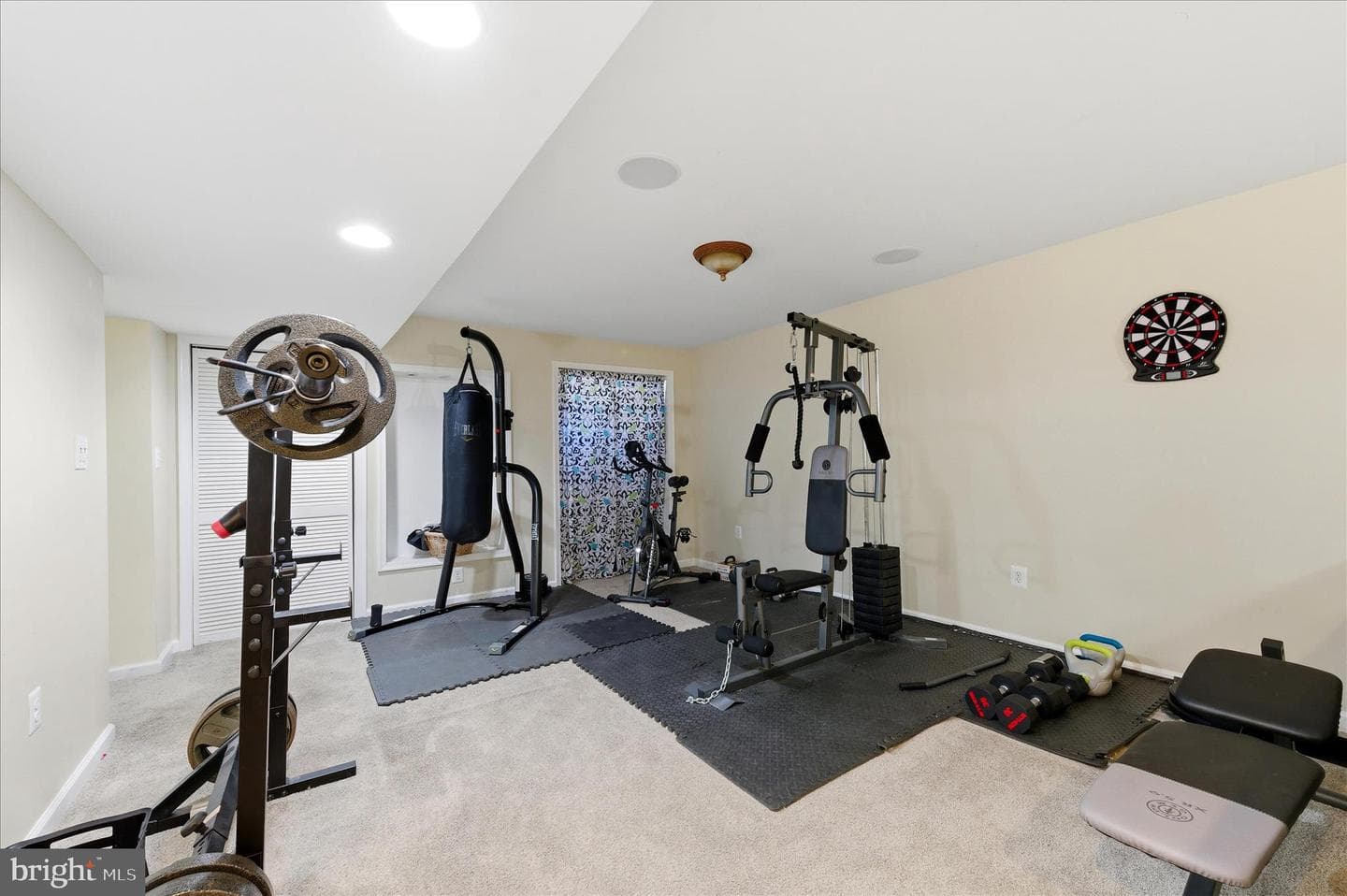 117 Hermitage Boulevard photo 47