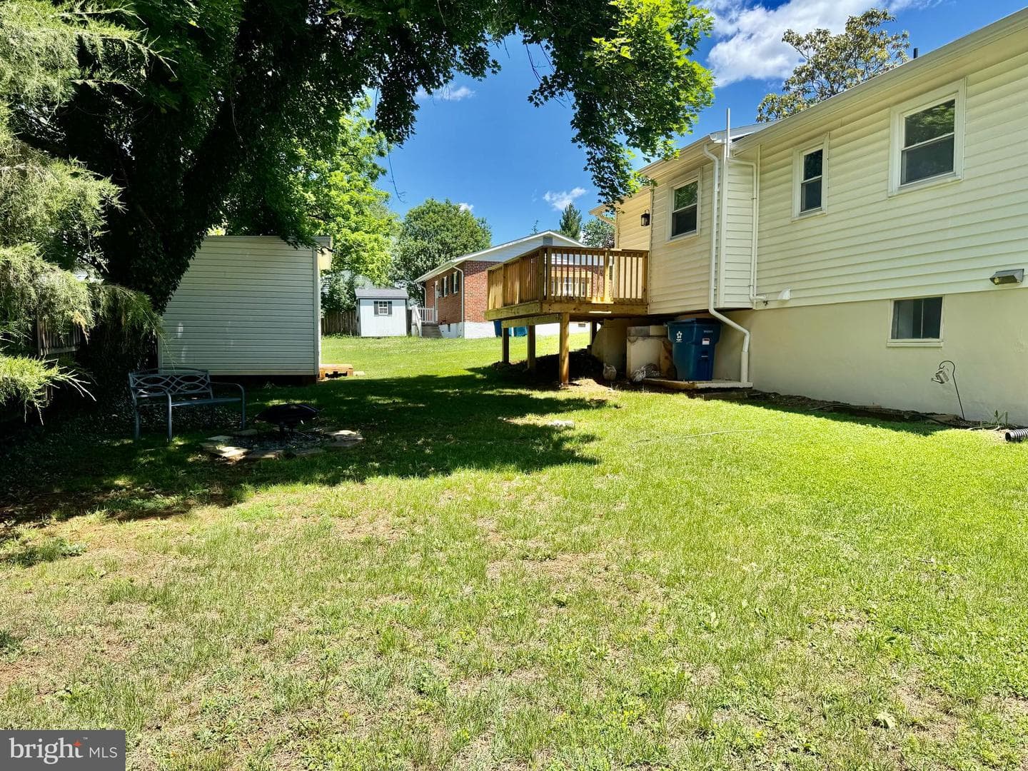 311 S Buckmarsh Street photo 11