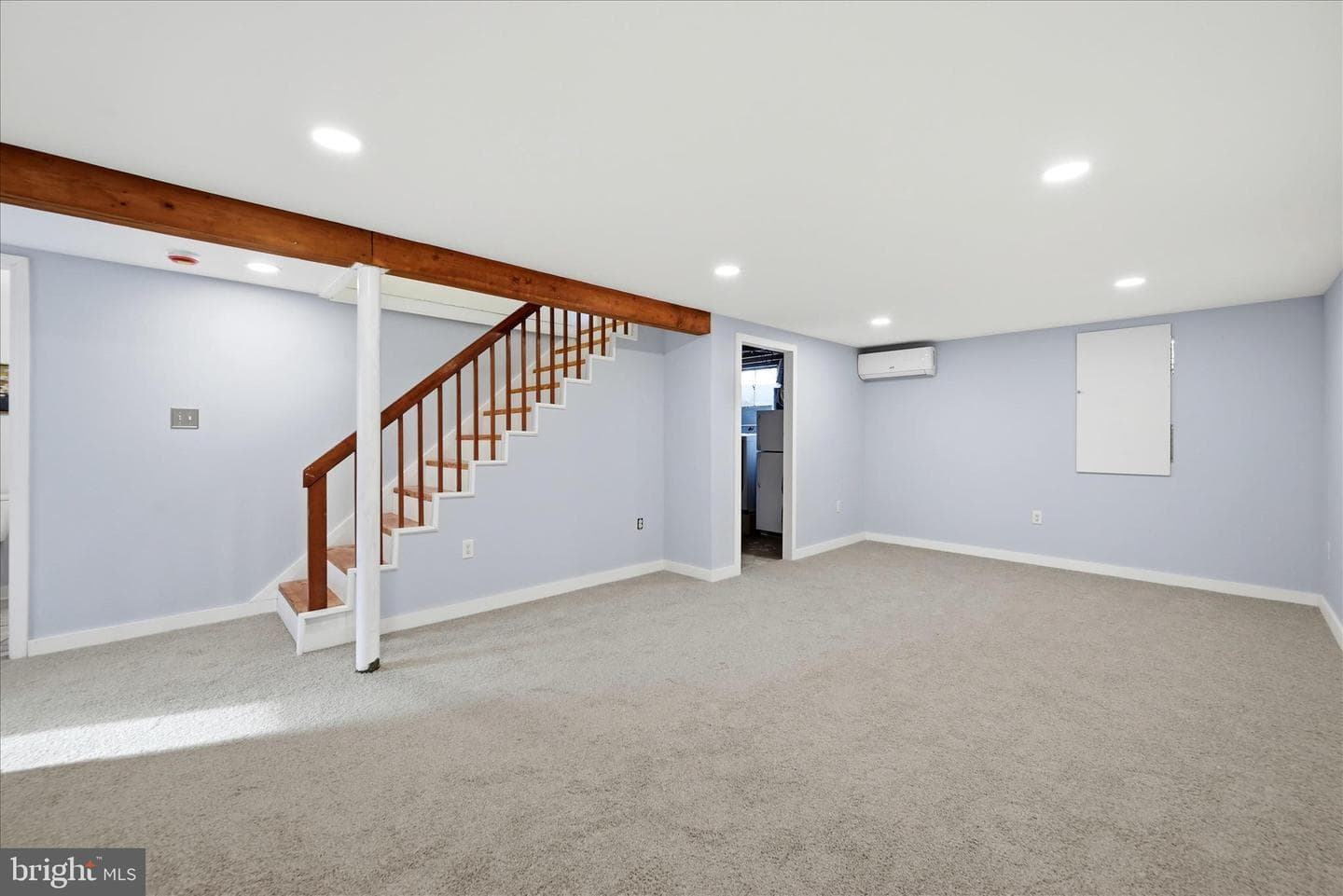 311 S Buckmarsh Street photo 34