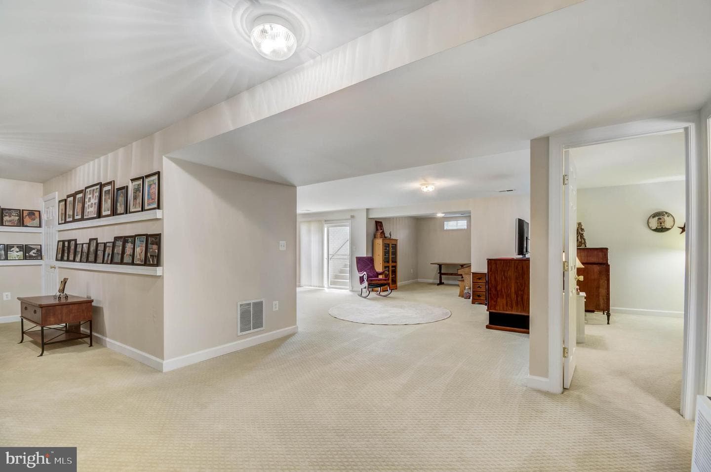 113 Roseville Court photo 37