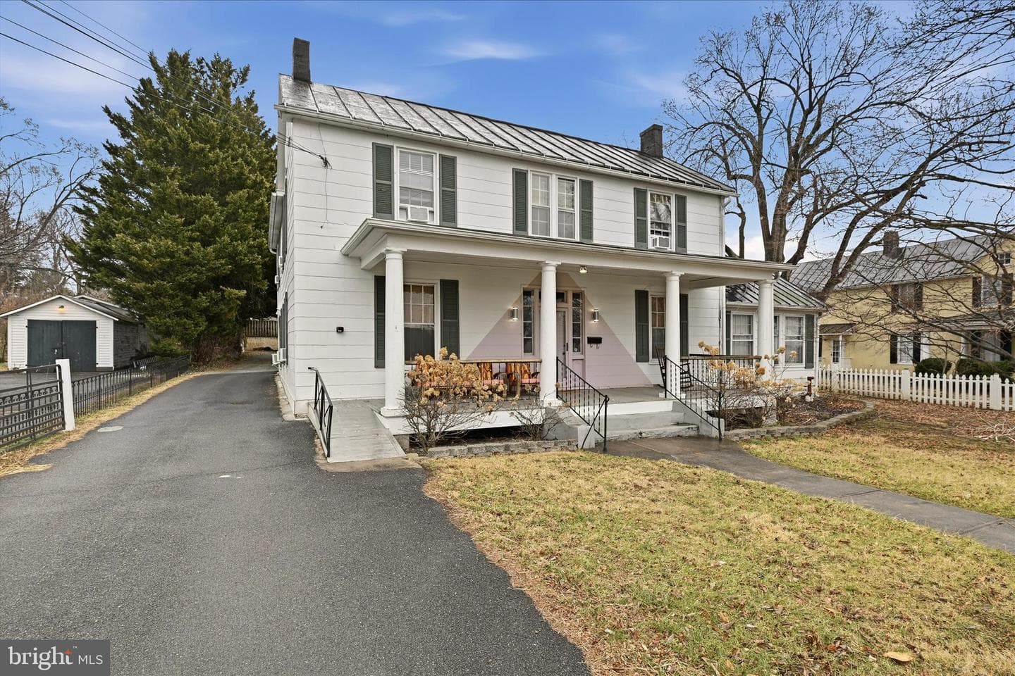 210 W Main Street, Berryville