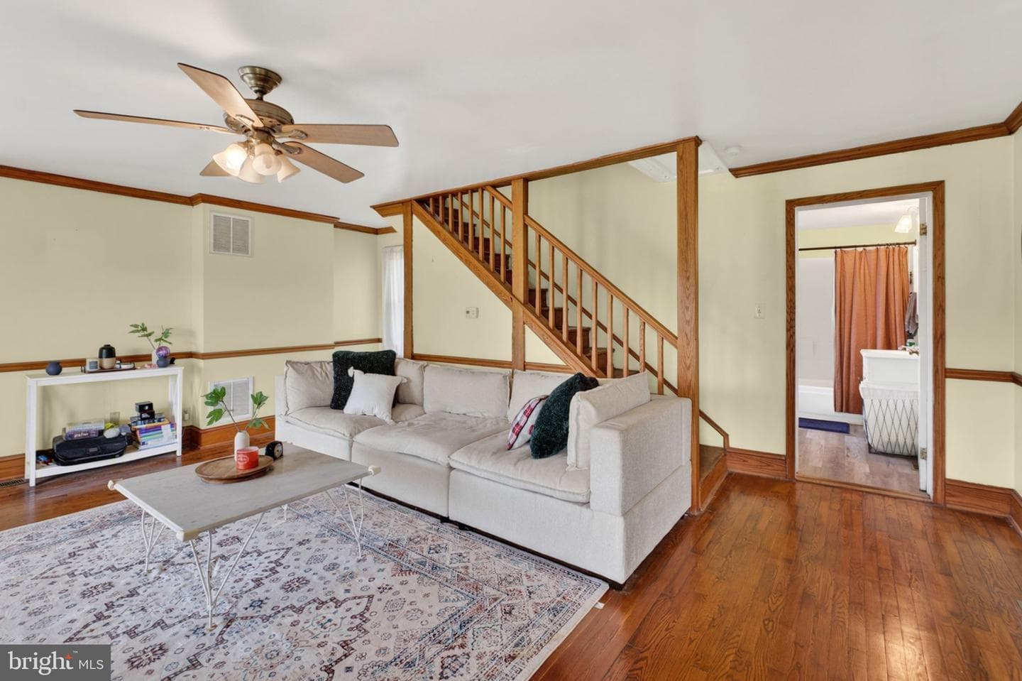 420 Russell Road photo 11