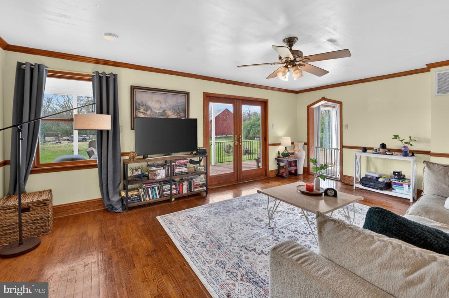420 Russell Road photo 12