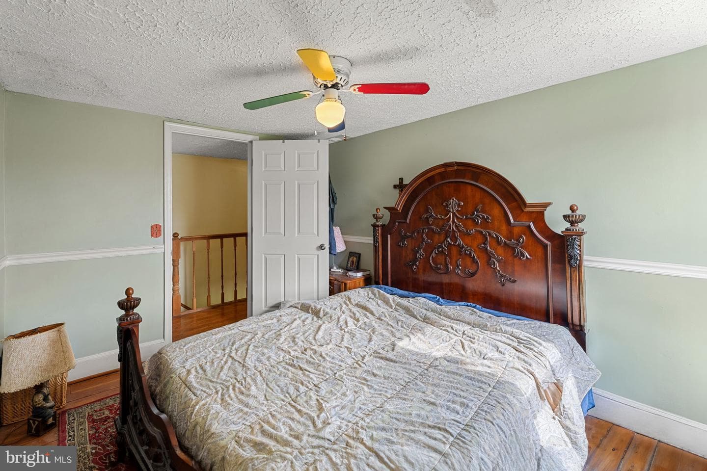 420 Russell Road photo 36