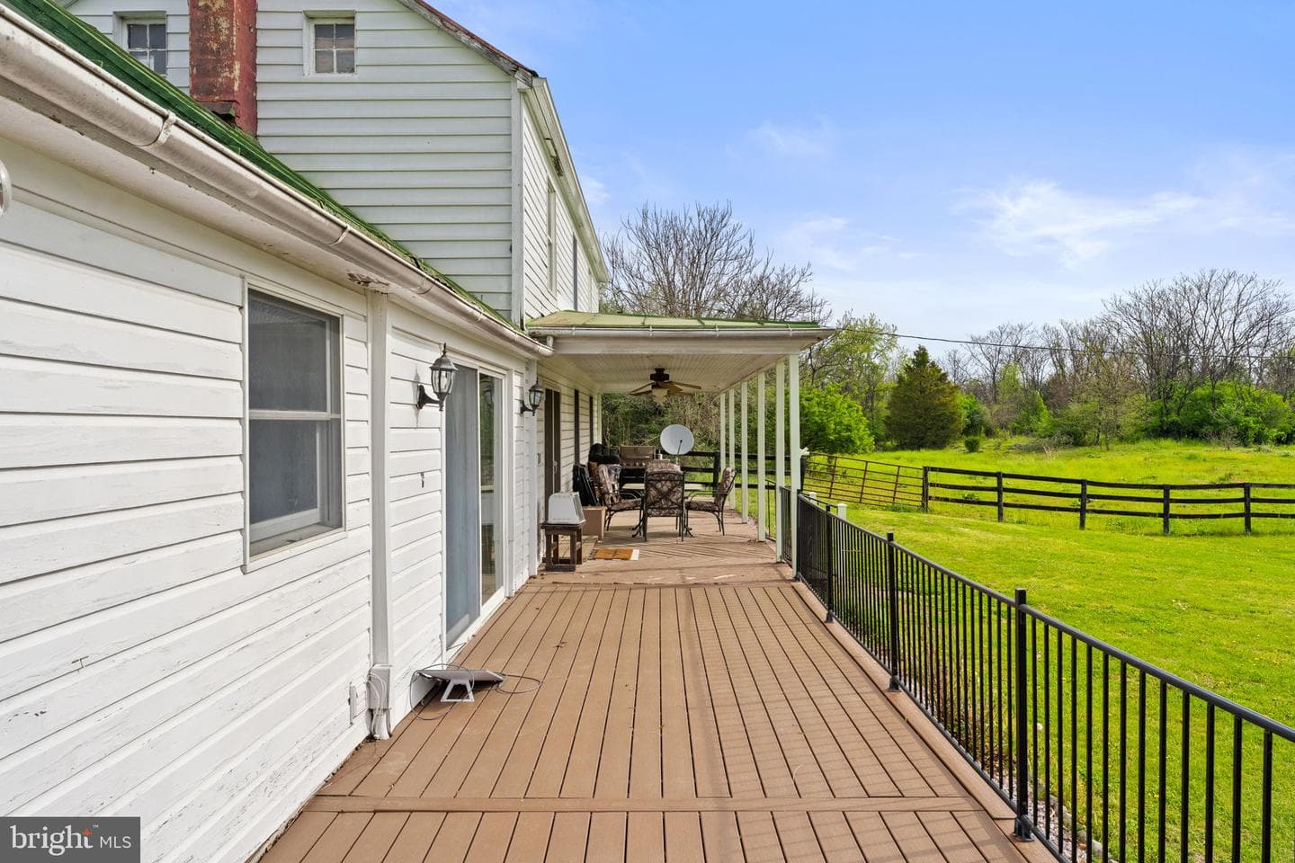 420 Russell Road photo 41