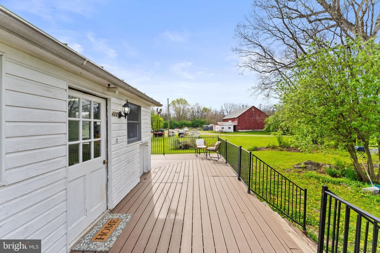 420 Russell Road photo 6