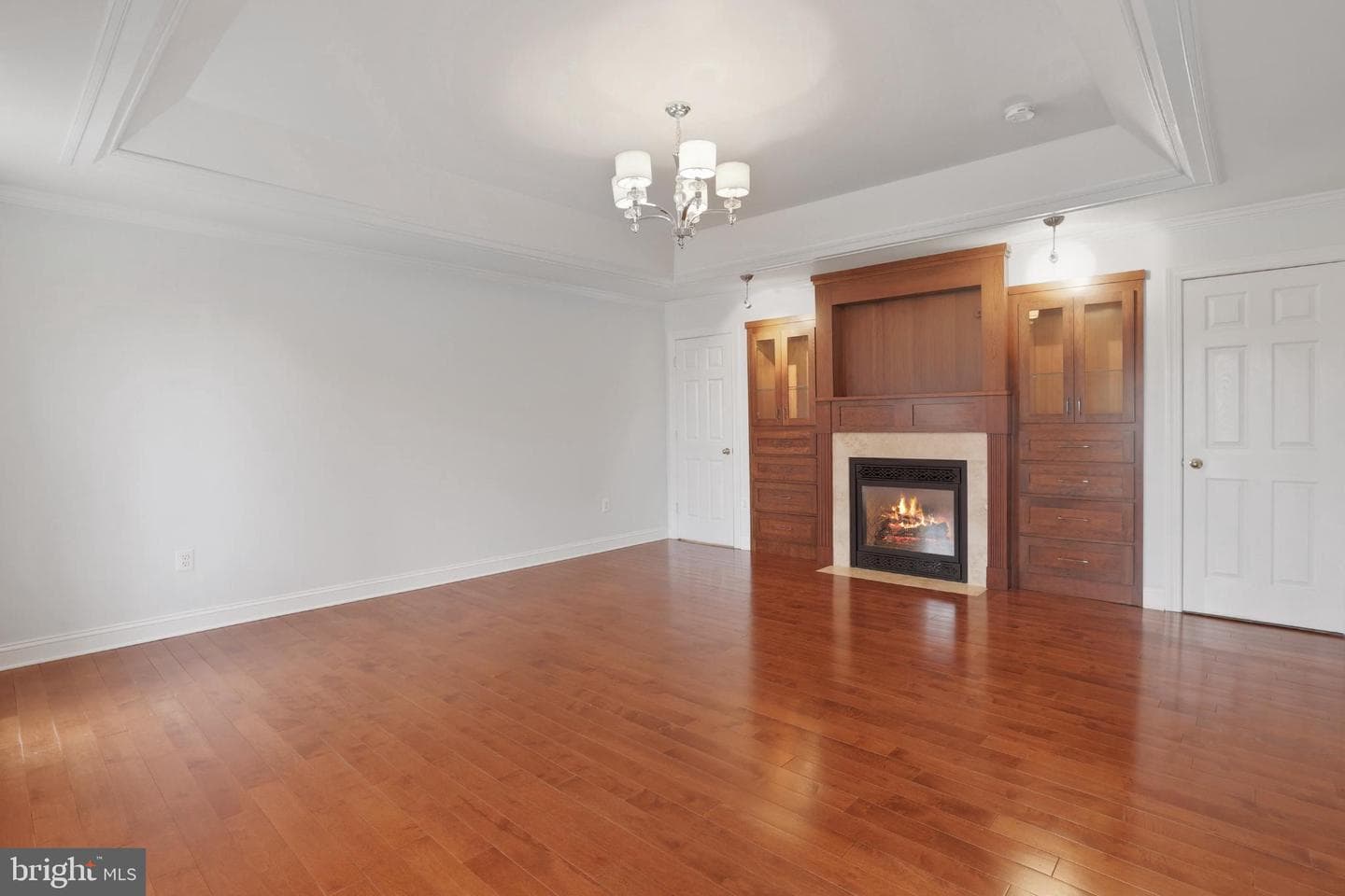 413 Montgomery Court photo 36