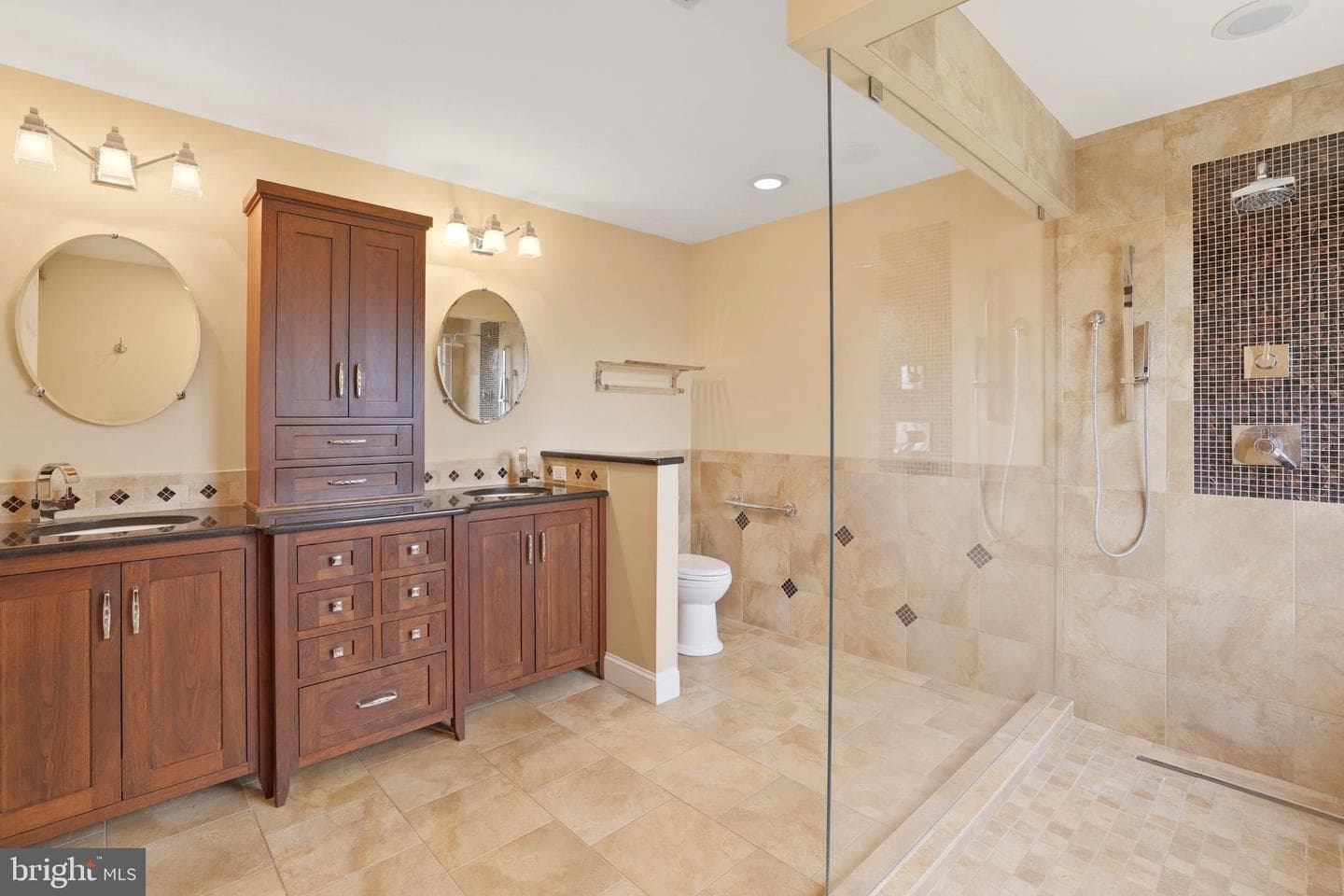 413 Montgomery Court photo 39
