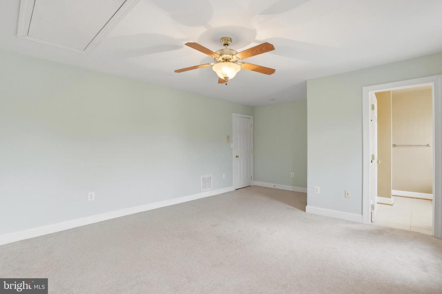 413 Montgomery Court photo 51