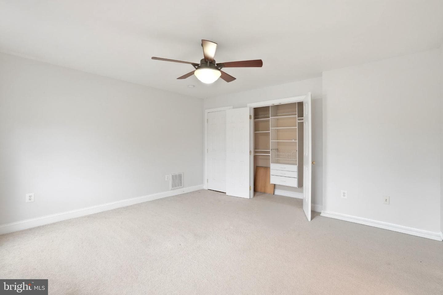 413 Montgomery Court photo 54