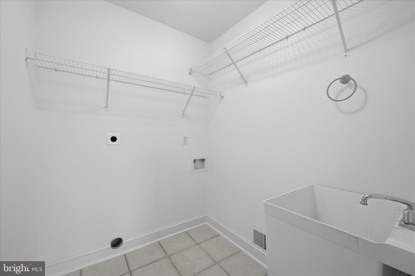 404 Fremont Court photo 36