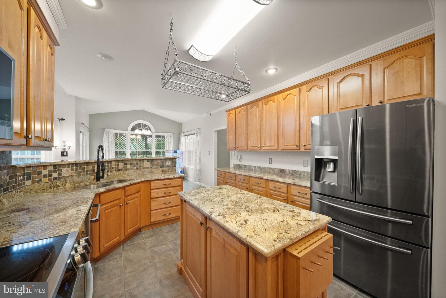 99 Fox Lane photo 27