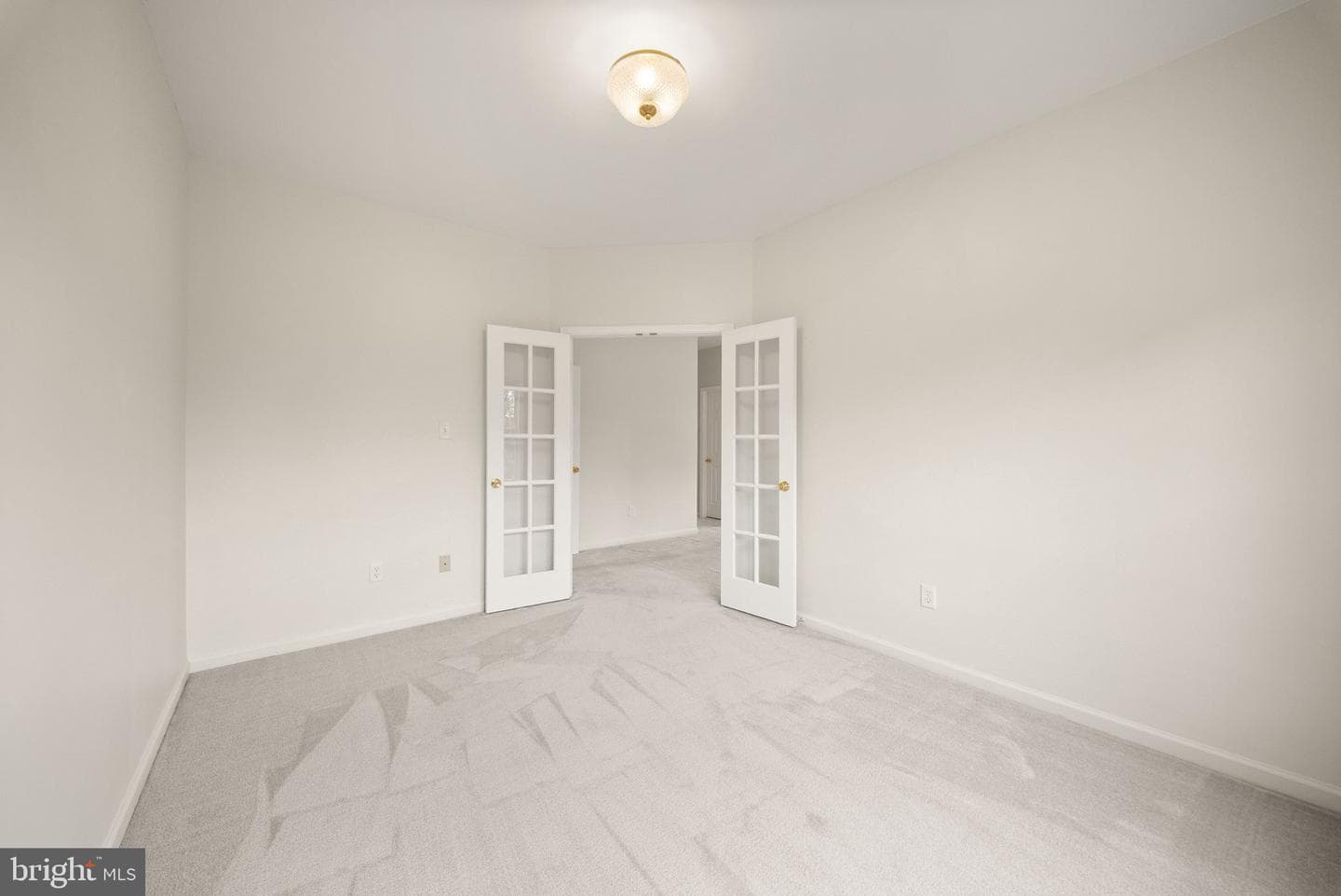 99 Fox Lane photo 40