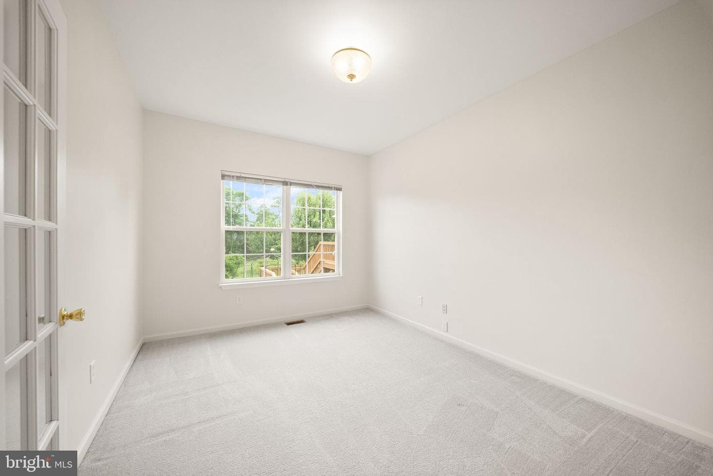 99 Fox Lane photo 42