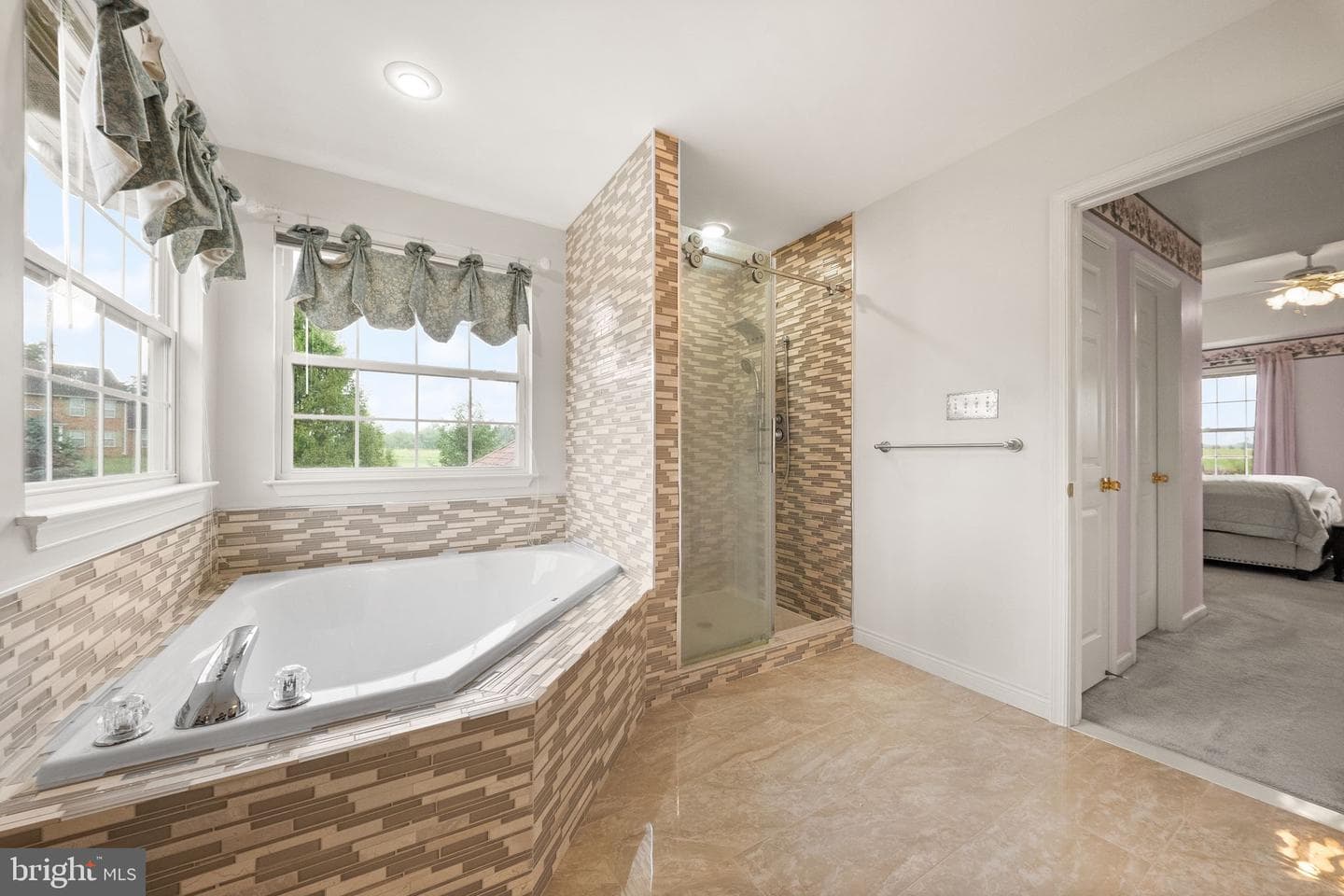 99 Fox Lane photo 61
