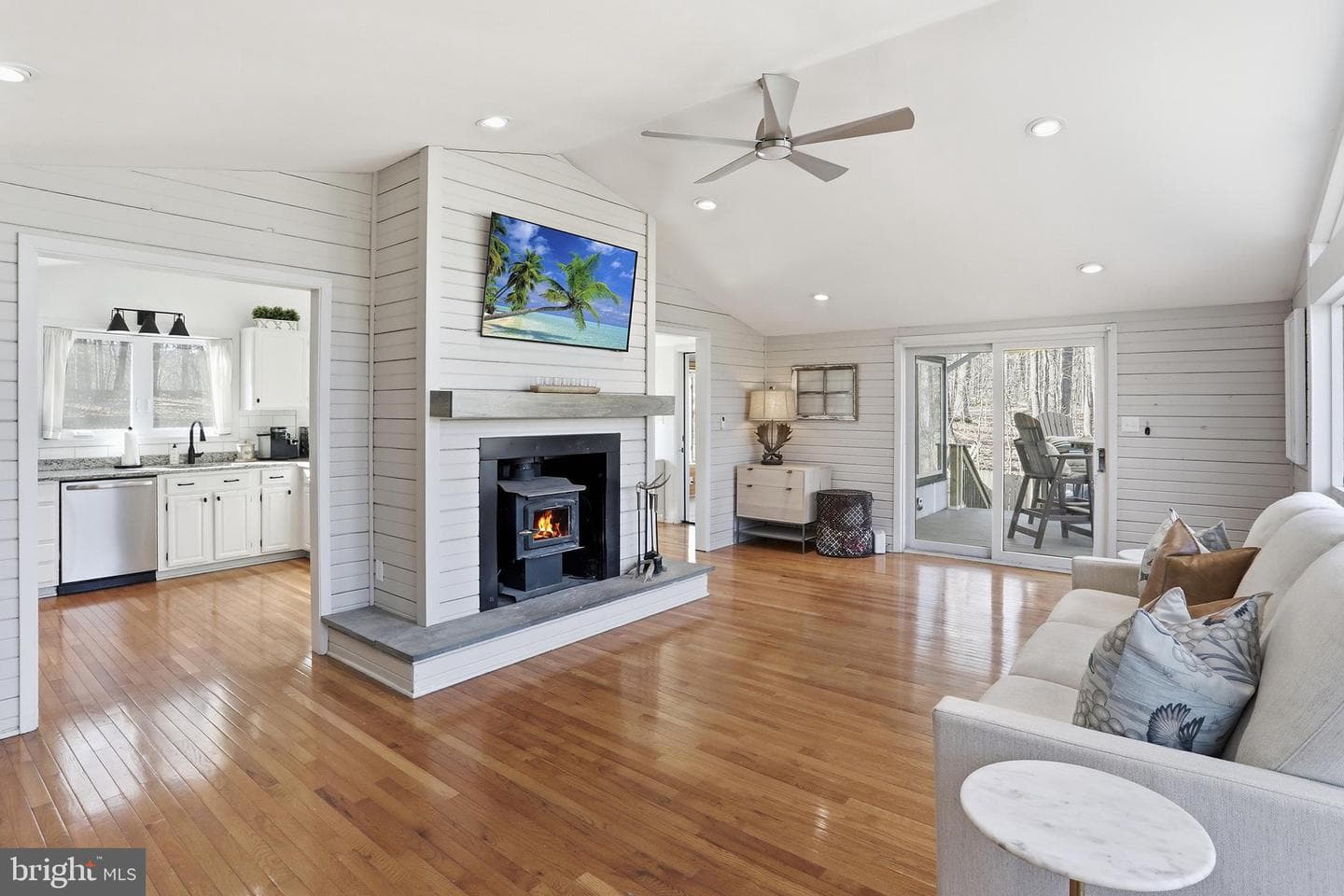 138 Ross Lane photo 10