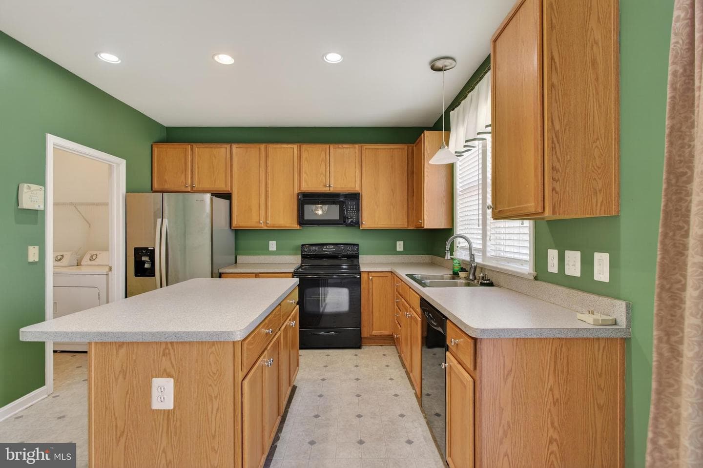 4 Turner Court photo 19