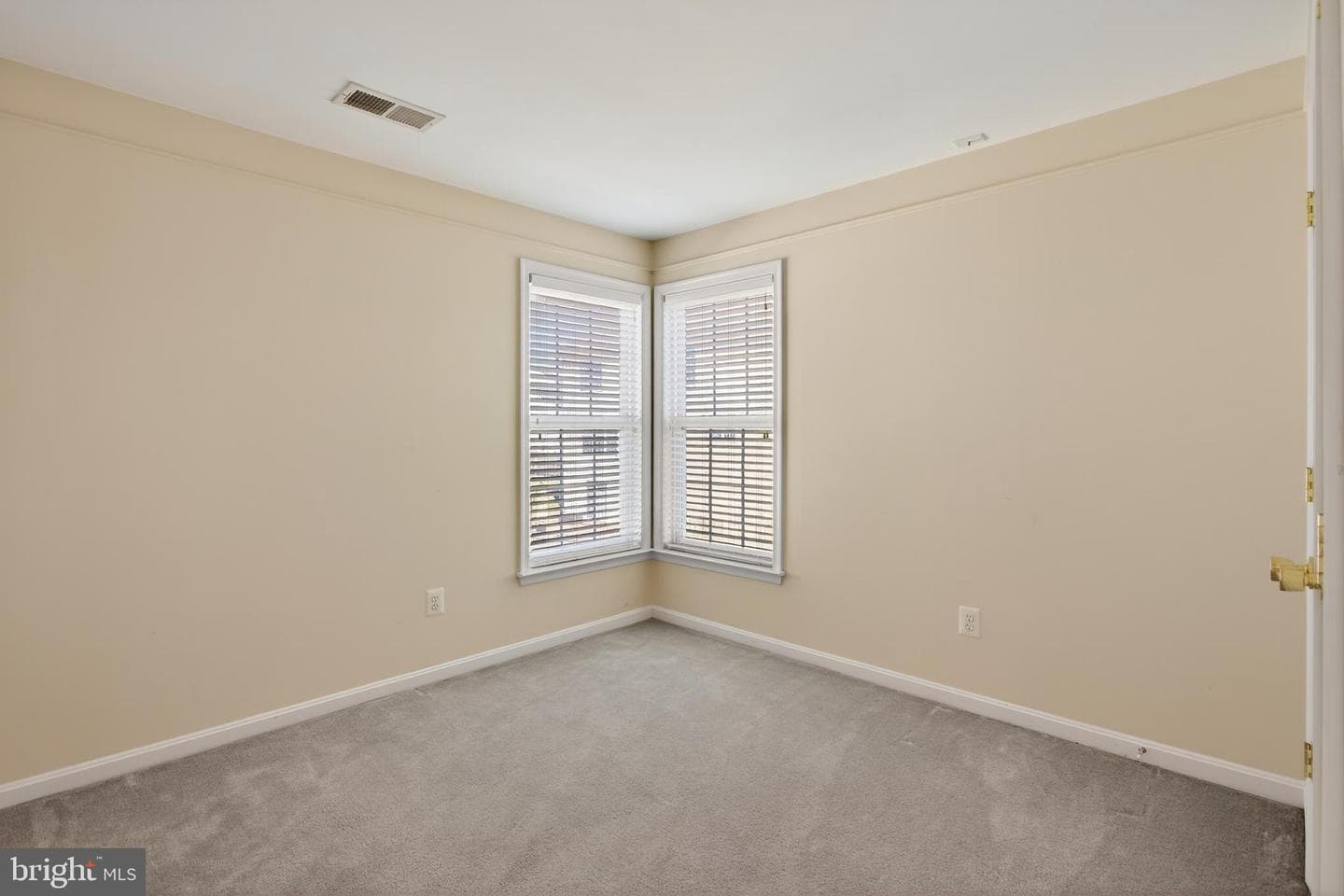 4 Turner Court photo 37