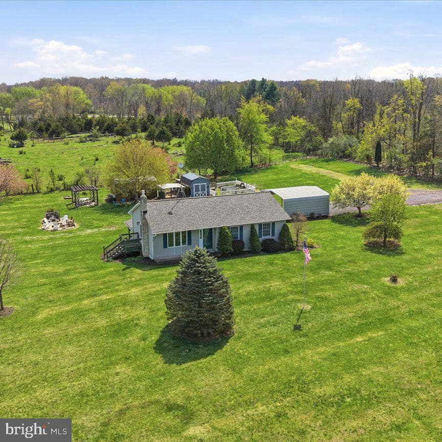 132 Bedrock Lane photo 46