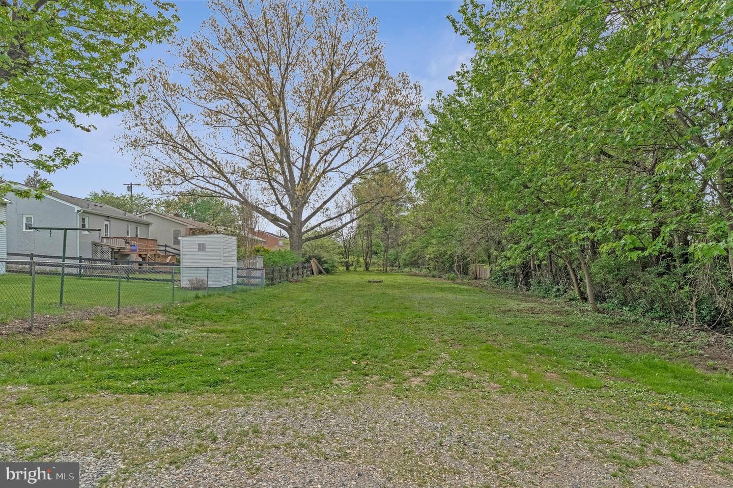 306 N Buckmarsh Street photo 28