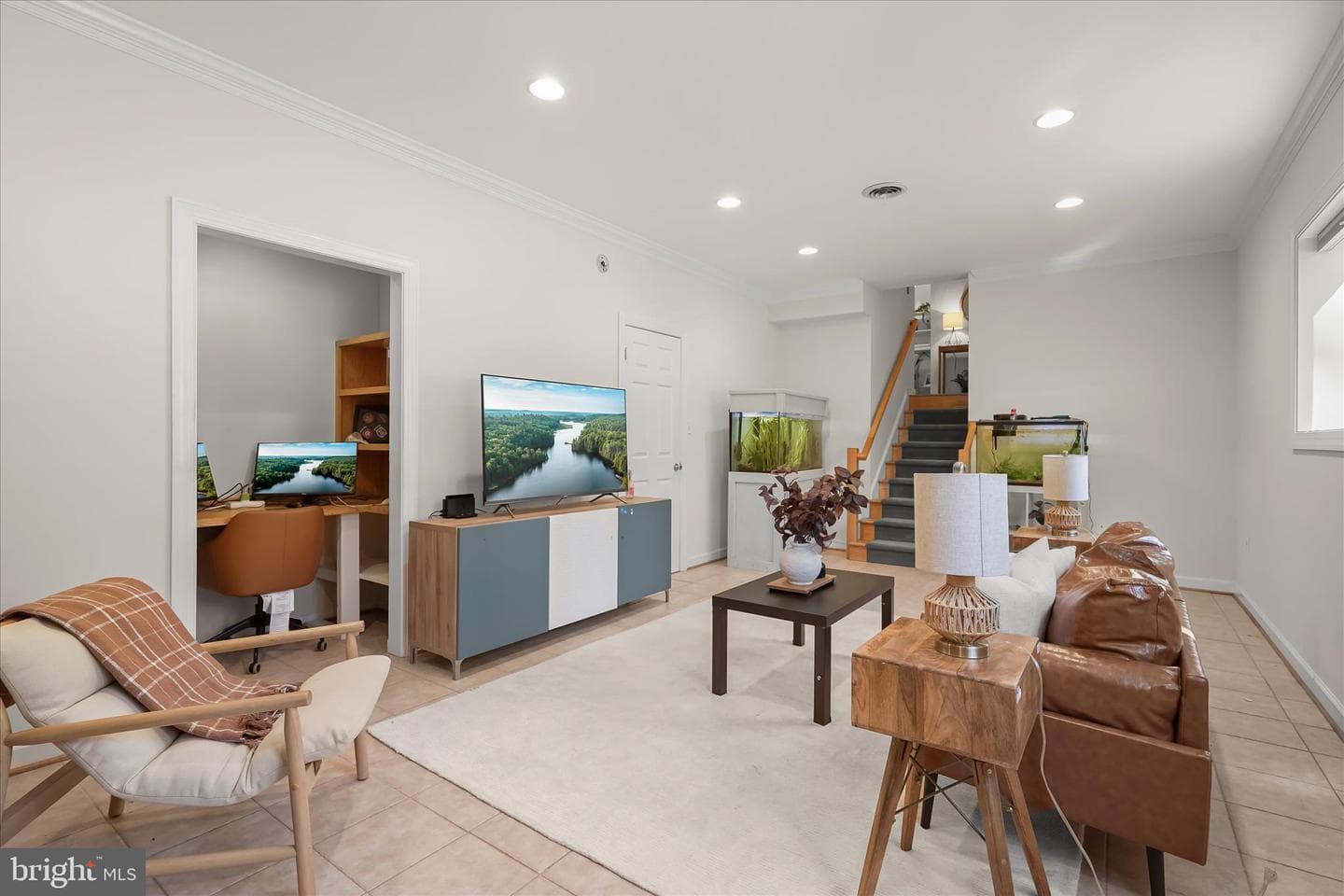 320 Barker Lane photo 24